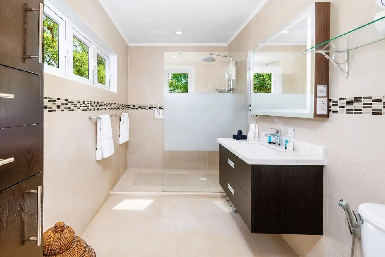 Pelican Beach House By Bocobay Seafront Lux 4Bd Palm Beach Villa